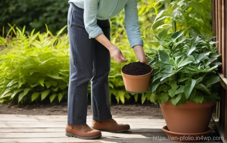 포트폴리오 관리의 심리적 요소 이해하기 - **Prompt: The FOMO Trap - A Glimpse into Investor Temptation**
    A high-definition, cinematic styl...